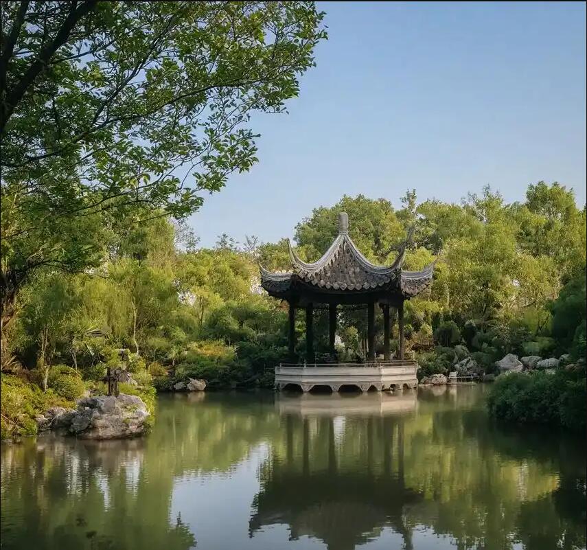 中甸县心底餐饮有限公司